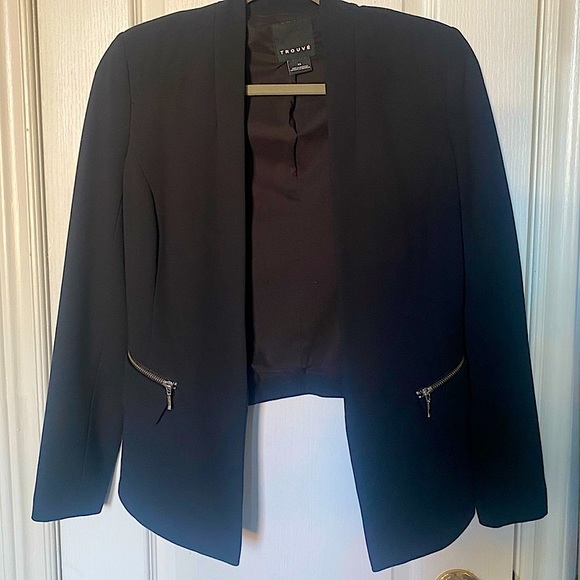 Black jacket with zipper detail - TROUVE - Picture 1 of 3